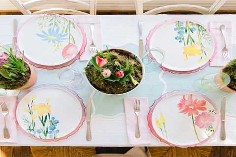 A Bright & Easy Spring Tablescape