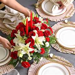How to Design a Festive Holiday Tablescape