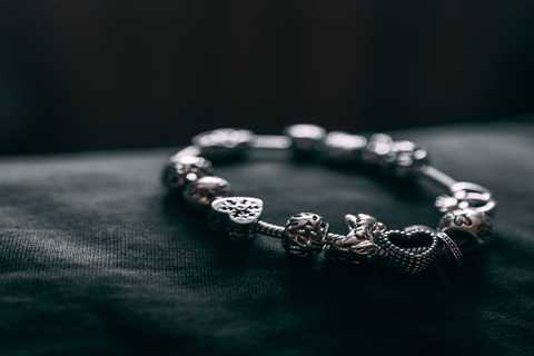 Exquisite Black Diamond Bracelet: A Timeless Treasure