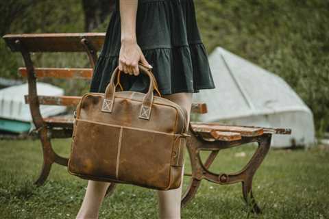 Navigating Style and Functionality: An Overview of Leather Briefcases