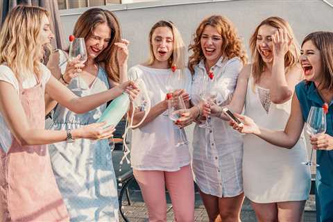 11 Bridesmaid Proposal Ideas to Wow Your Crew
