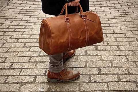 Buying a Leather Weekender Duffel Bag? Five Qualities to Look For